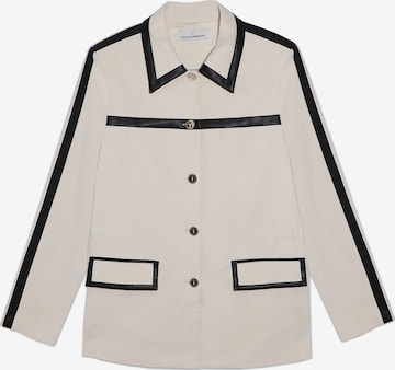 Lola Casademunt Bleiseri värissä beige: etupuoli