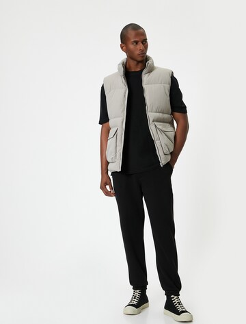 Koton Tapered Pants in Black