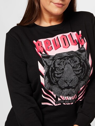 Sweat-shirt ONLY Carmakoma en rose