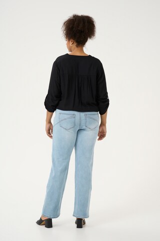 KAFFE CURVE Bootcut Jeans in Blauw