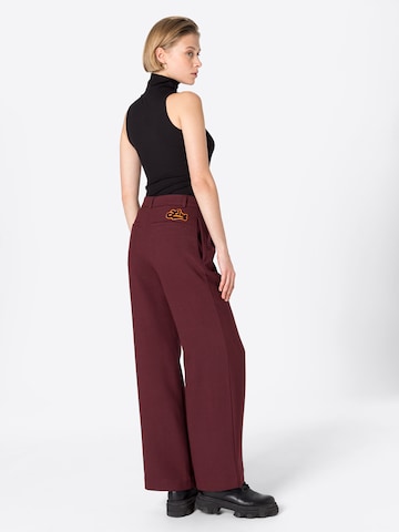 Wide leg Pantaloni con pieghe di LOOKS by Wolfgang Joop in rosso