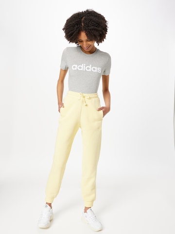 ADIDAS SPORTSWEAR Funktionsbluse 'Essentials  Logo' i grå