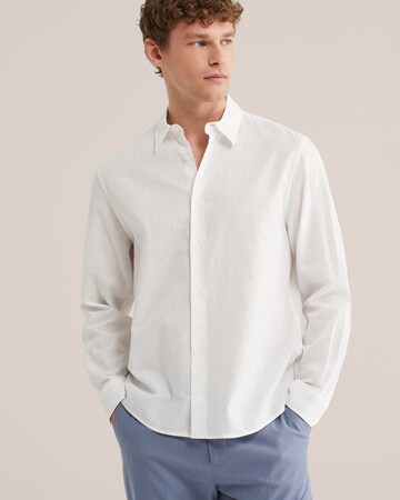 WE Fashion Средняя посадка Деловая рубашка в Белый