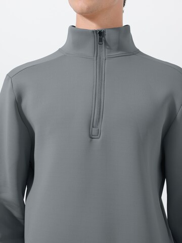 Youthup Pullover‌‌‌‌‌‌‌‌‌‌ in Grau