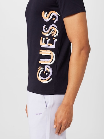 GUESS - Camiseta en azul