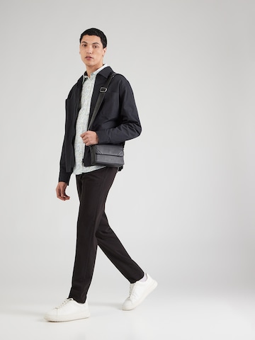 s.OliverSlim Fit Košulja - bijela boja