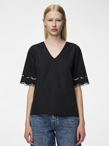 PIECES Blouse 'PCSara' in Black: front