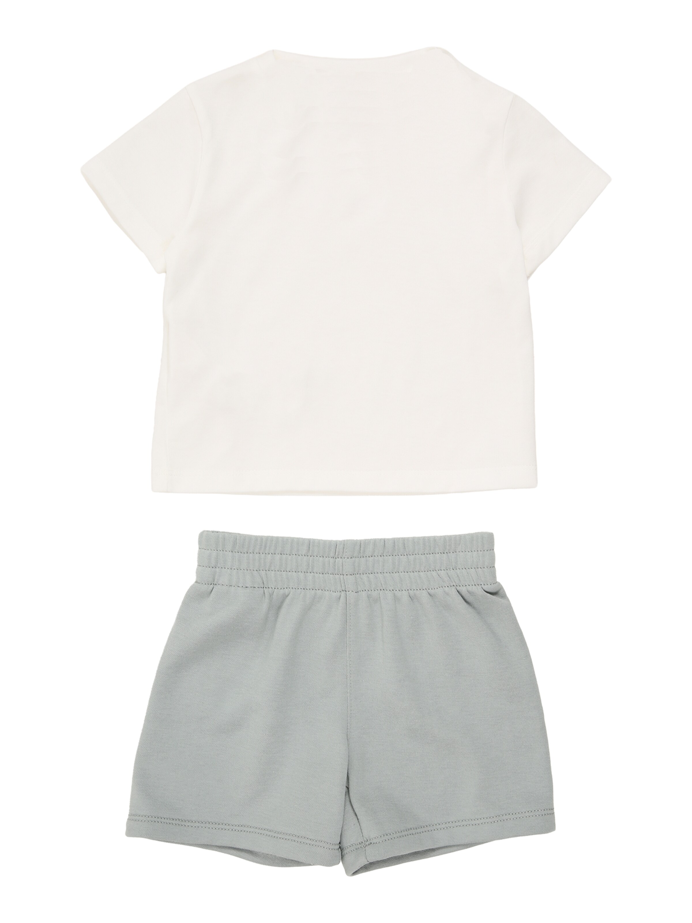 Nike Sportswear Set in Green