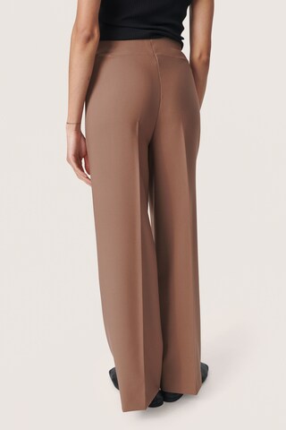 SOAKED IN LUXURY Wide Leg Bukser med fals 'Corinne ' i beige