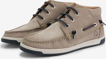 Chaussure à lacets 'Maenporth' Travelin en beige