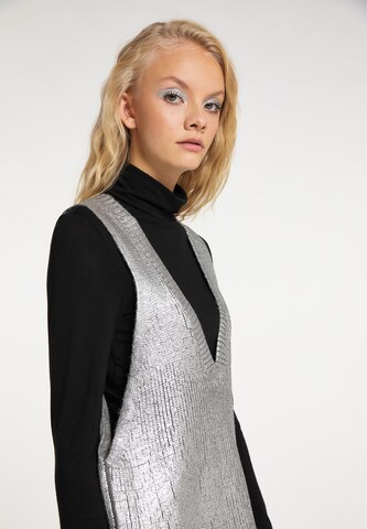 myMo ROCKS Sweater in Silver