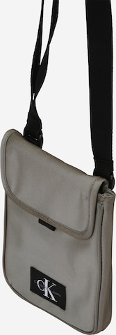 Calvin Klein Jeans Tasche in Grau: predná strana