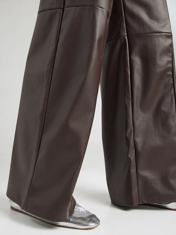 ABOUT YOU Wide leg Broek 'Ines' in Bruin