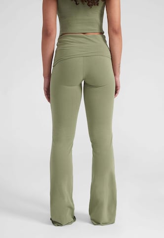 Regular Leggings Style Republic en vert