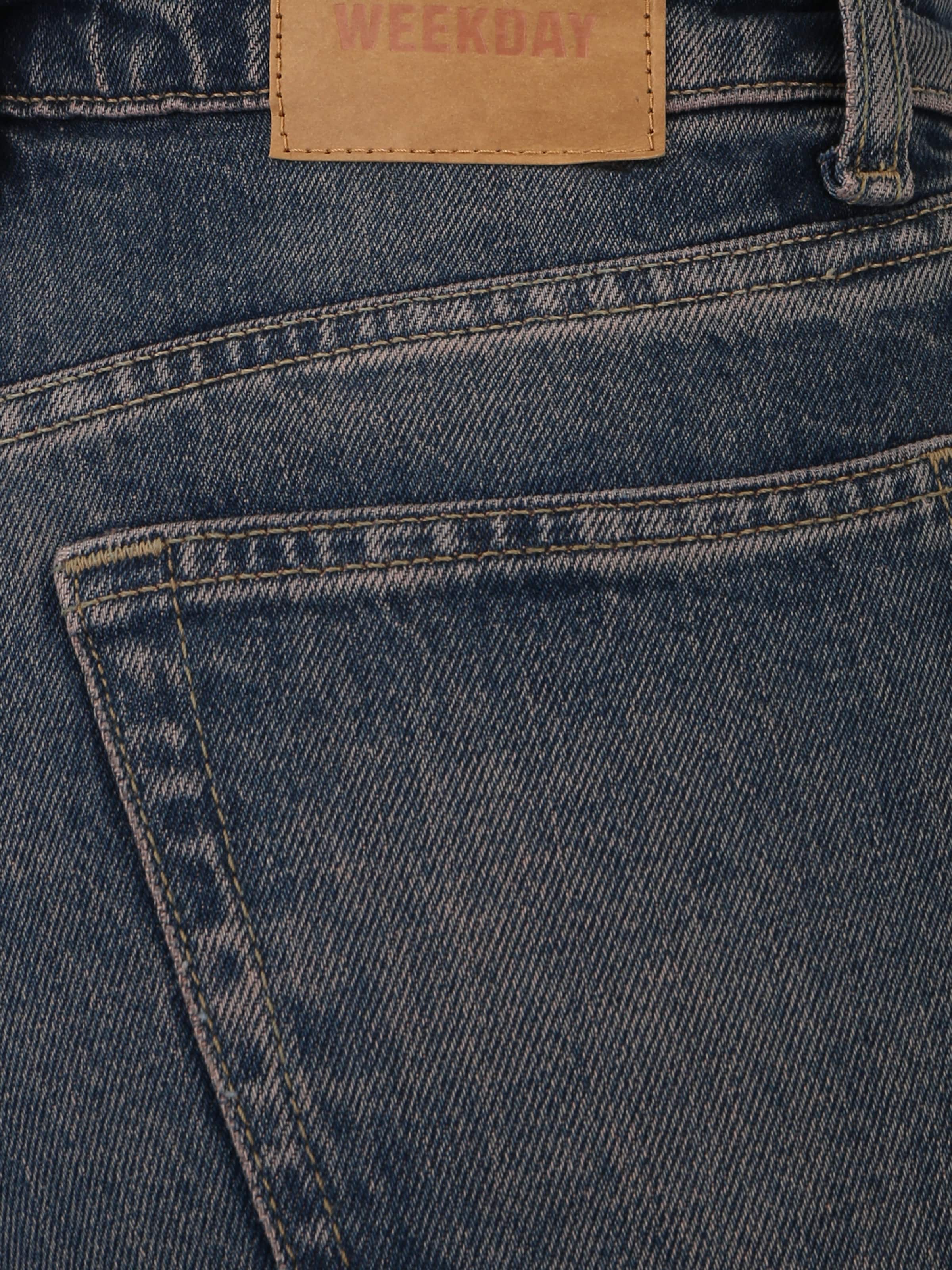 WEEKDAY Rozšírený strih Džínsy 'Glow' - Modrá