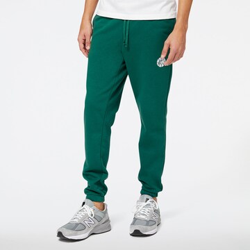 new balance Tapered Workout Pants in Green: front