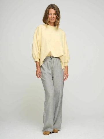 moshi moshi mind Sweatshirt 'Mantra' in Geel