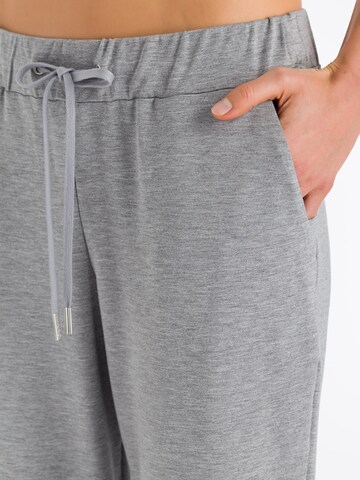 Effilé Pantalon ' Balance ' Hanro en gris