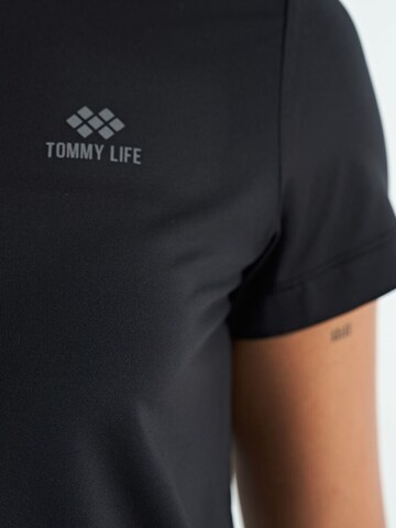 Tommy Life T-Shirts in Schwarz