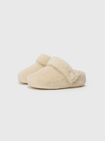 Pantoufle 'Classic Cozzzy' Crocs en beige
