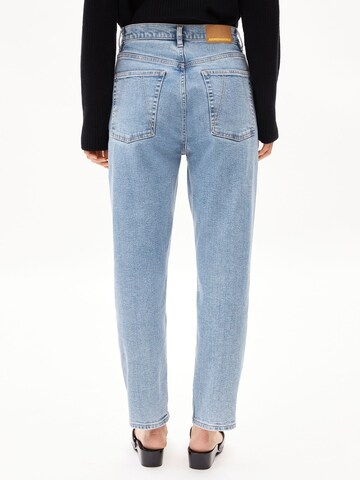 ARMEDANGELS Loose fit Jeans 'Mairaa' in Blue