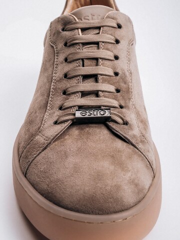 Estro Sneakers laag '03-588-90' in Bruin