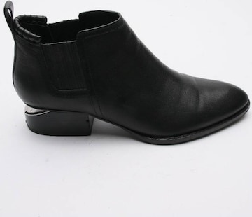 Alexander Wang Dress Boots in 39 in Black: front