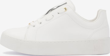 Sneaker bassa di Kazar in bianco: frontale