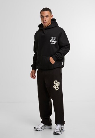 Another Cotton Lab Tapered Pants in Black