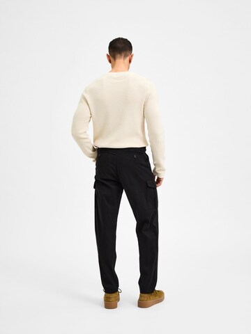 SELECTED HOMME Regular Cargobyxa 'Wick' i svart