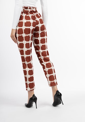 faina - regular Pantalón en naranja