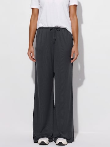 Wide Leg Pantalon Busem en gris : devant