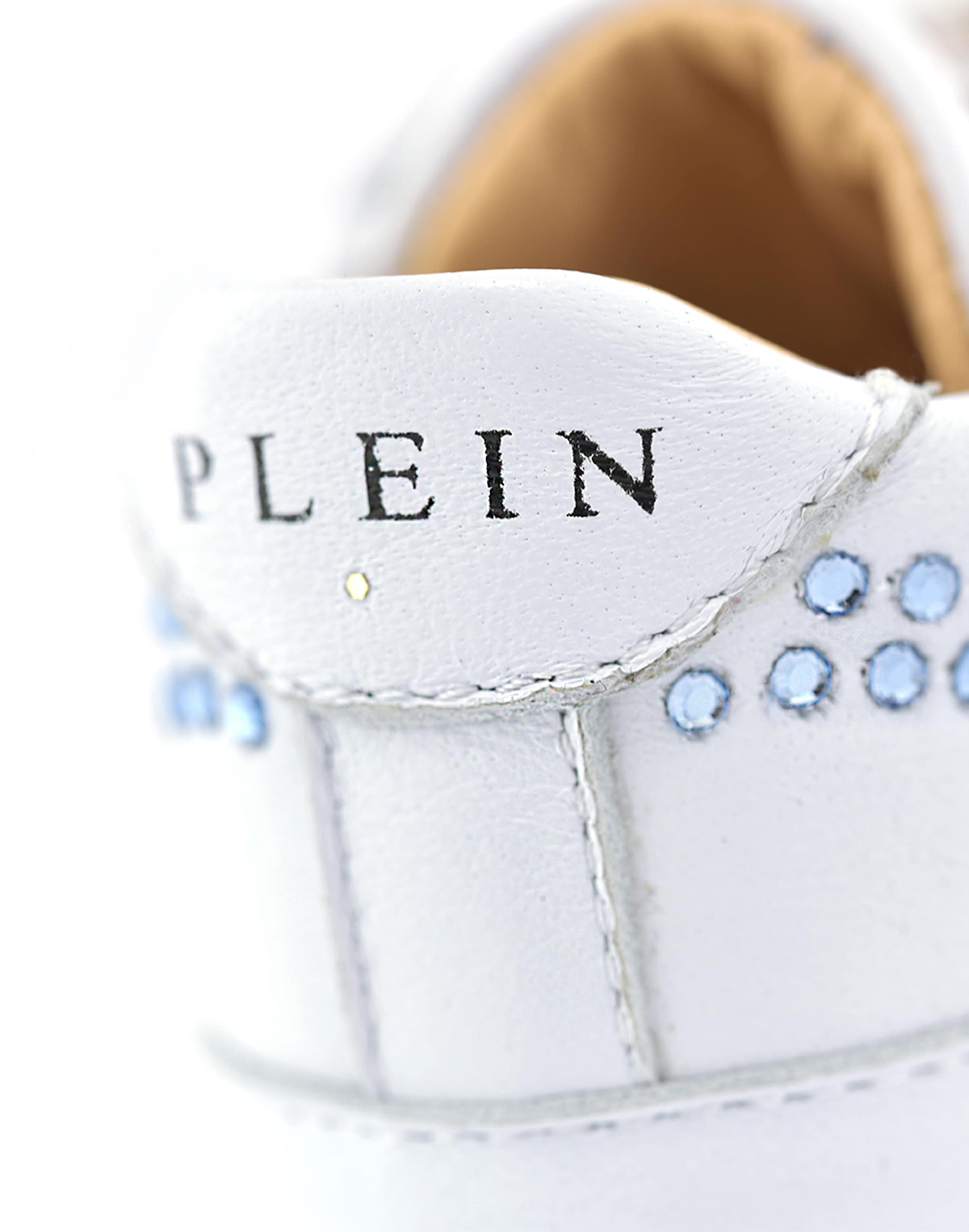 Neonato di Philipp Plein in bianco