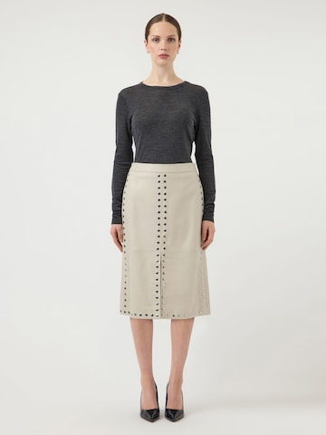 YAS - Falda en gris