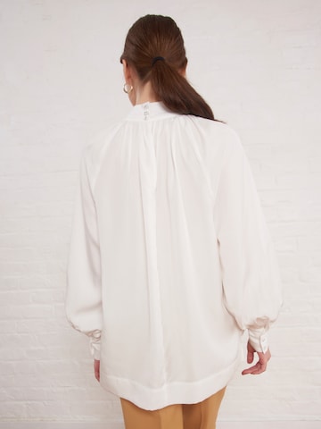 Aligne Blouse in White