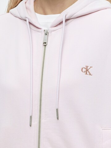 Hanorac de la Calvin Klein Jeans pe roz