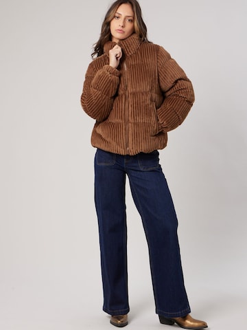 Deeluxe Winter Coat in Brown