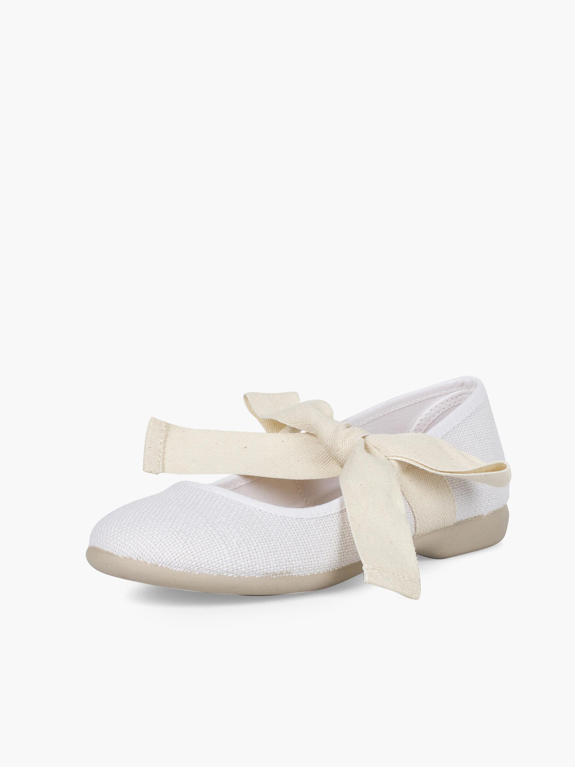 Pisamonas Ballet Flats in White: front