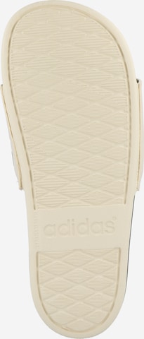 ADIDAS SPORTSWEAR Μιούλ 'Adilette Comfort' σε λευκό