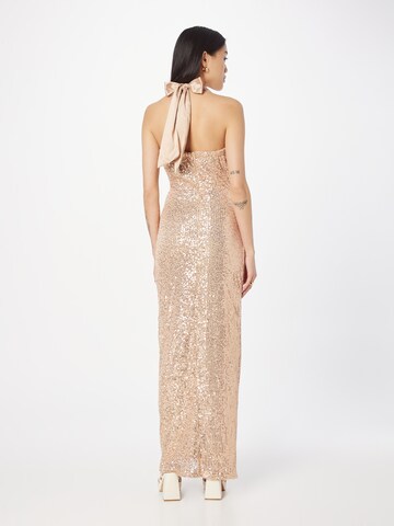 Robe de soirée 'JALIYA' TFNC en or