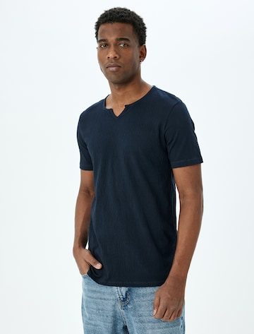 Koton Shirt in Blue: front