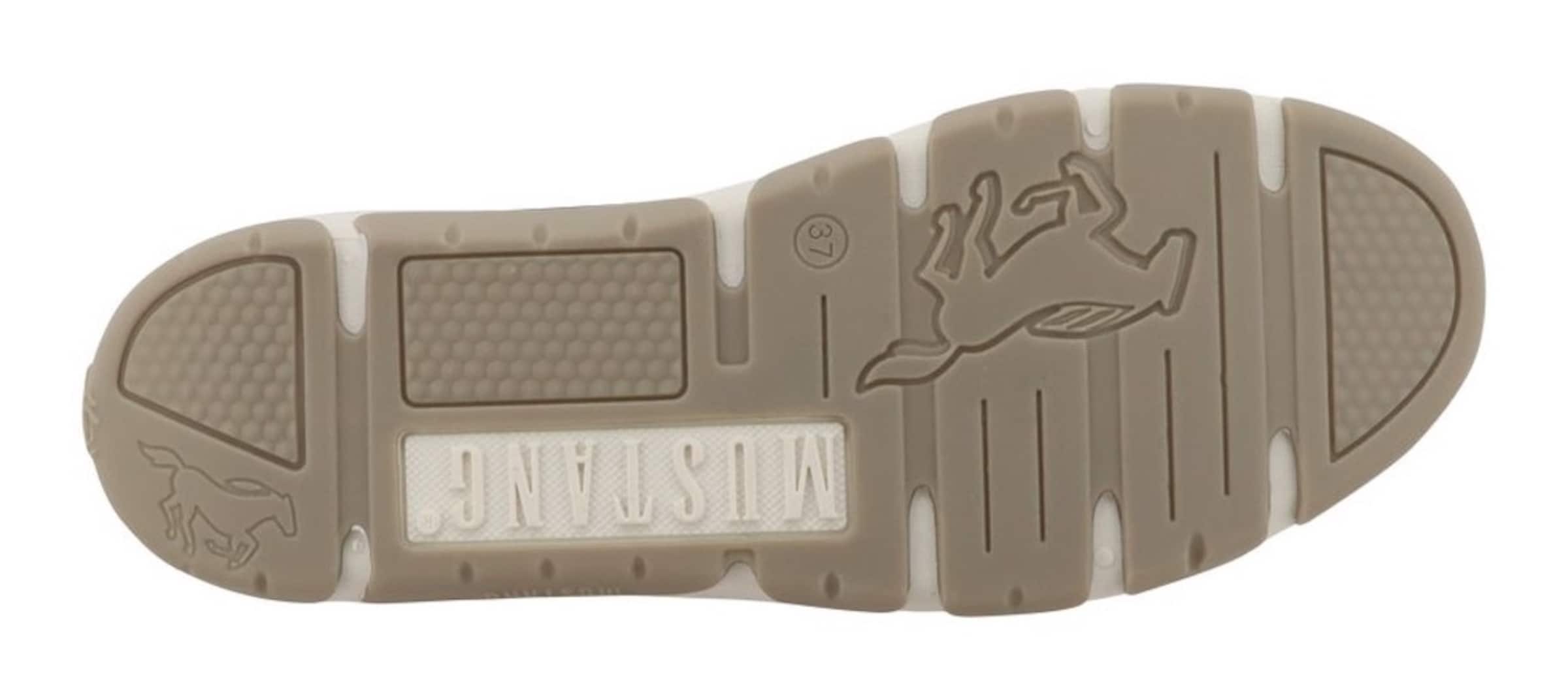 MUSTANG Ballet Flats in Beige