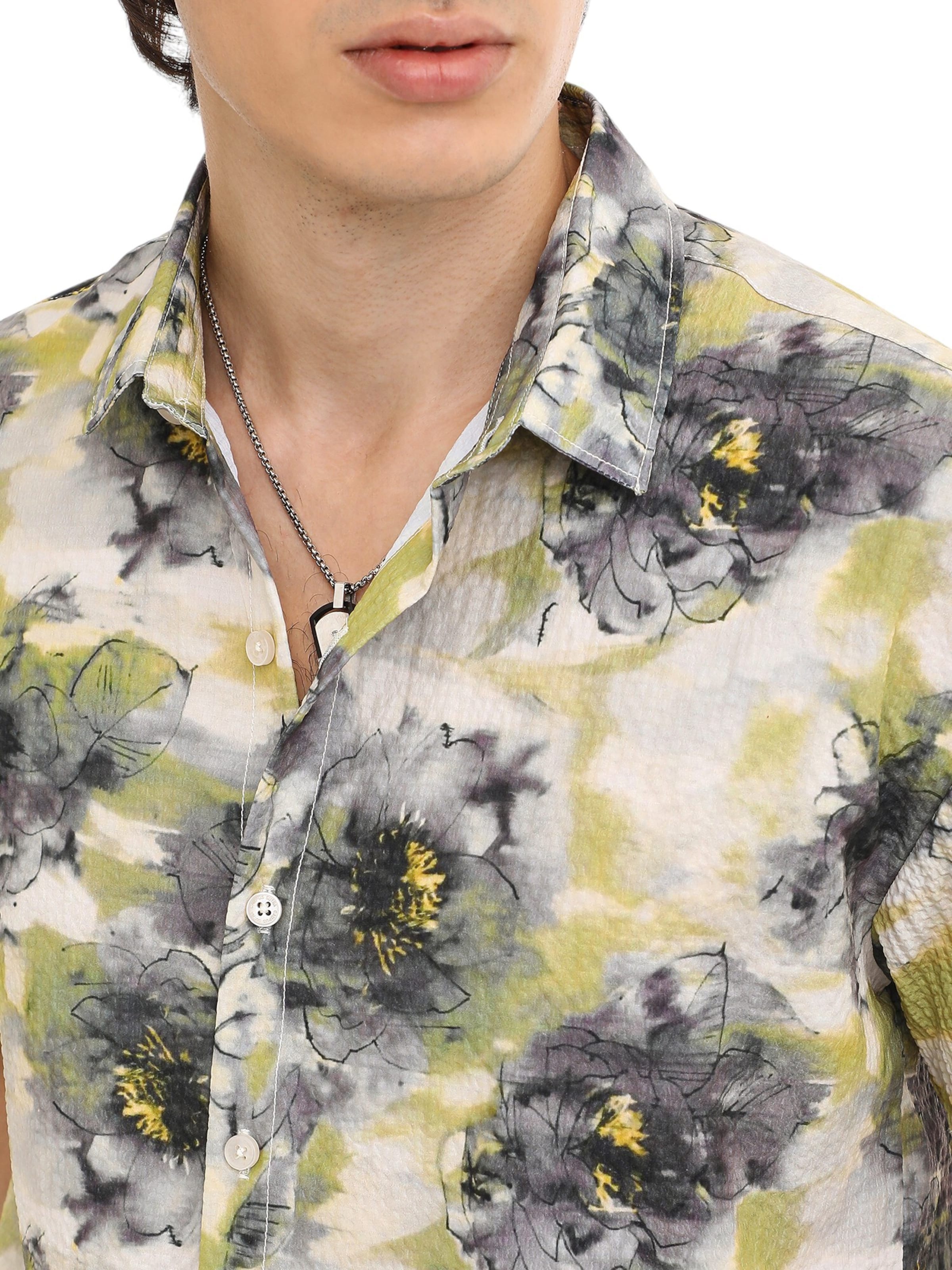 Campus Sutra Regular fit Button Up Shirt in Mixed colors