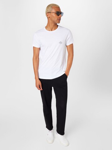 MADS NORGAARD COPENHAGEN - Camiseta 'Thor' en blanco