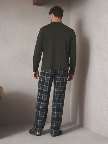 Pijama lungă de la Next pe verde