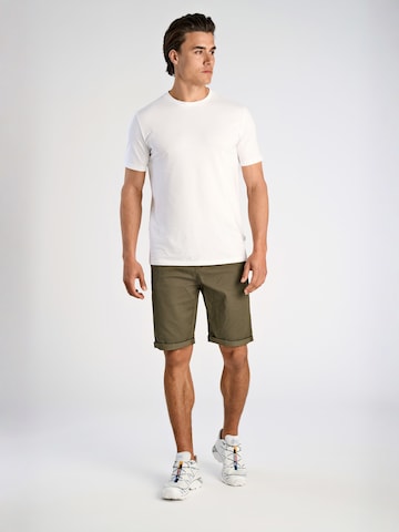 Lindbergh Regular Chino in Groen