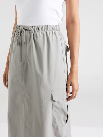 Noisy may Skirt 'KIRBY' in Grey