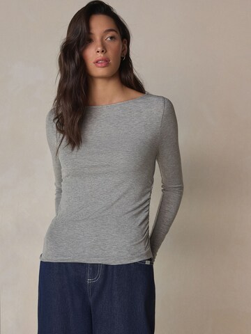 NextMajica - siva boja: prednji dio