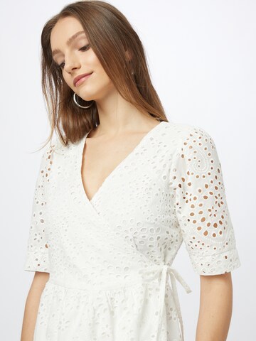 VERO MODA - Vestido 'Rola' en blanco