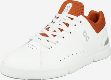 On Sneakers 'THE ROGER Advantage' in White: front